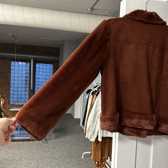 Cozy Faux Fur Moto Jacket - Picture 5 of 8